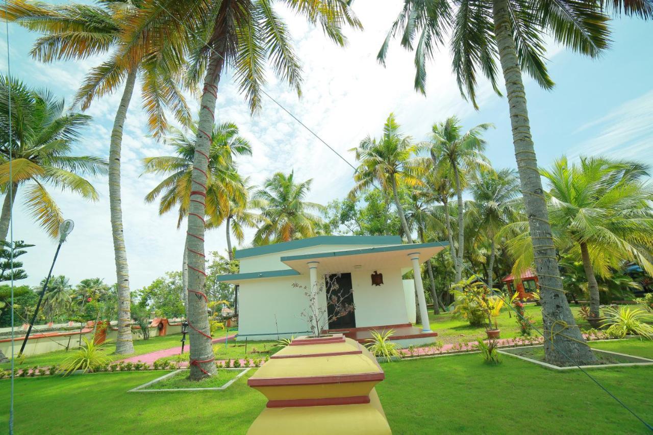 Regant Lake Village, Kollam. Chavara エクステリア 写真